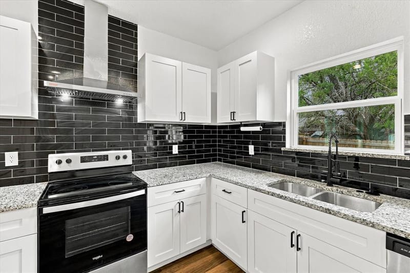 3023 Brazos River Drive, Granbury TX 76048 - Photo 12