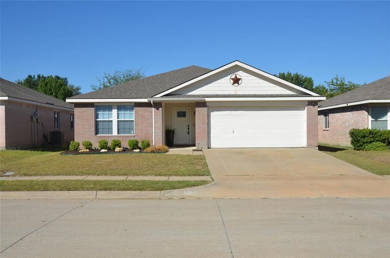 9353 Sundial, Fort Worth TX 76244