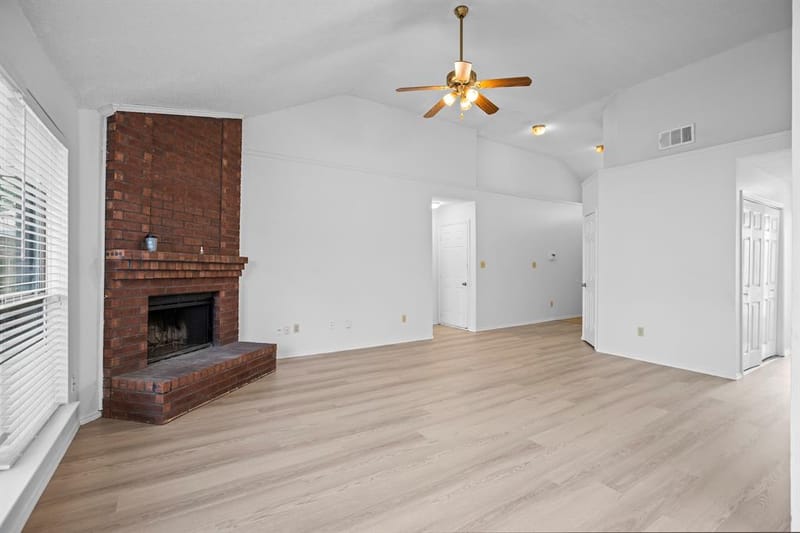 1219 Brooklawn Drive, Arlington TX 76018 - Photo 6