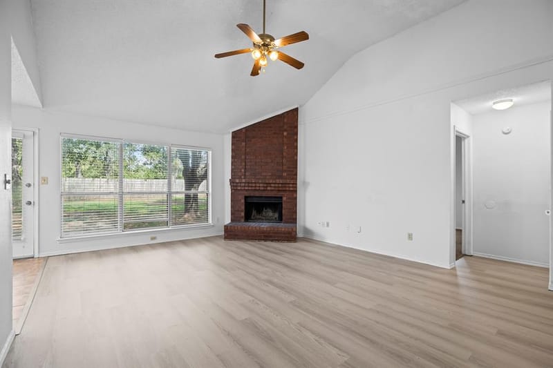 1219 Brooklawn Drive, Arlington TX 76018 - Photo 13