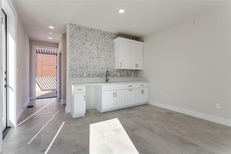 250 E Dallas Street # 127, Grapevine TX 76051 - Photo 22