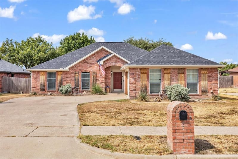 419 River Oaks Boulevard, Waxahachie TX 75165