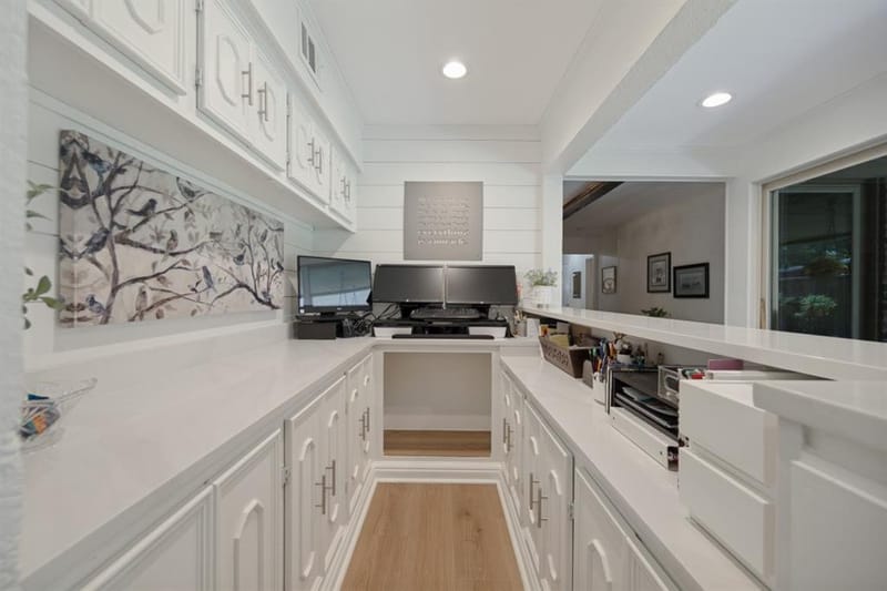 10408 Vistadale Drive, Dallas TX 75238 - Photo 9
