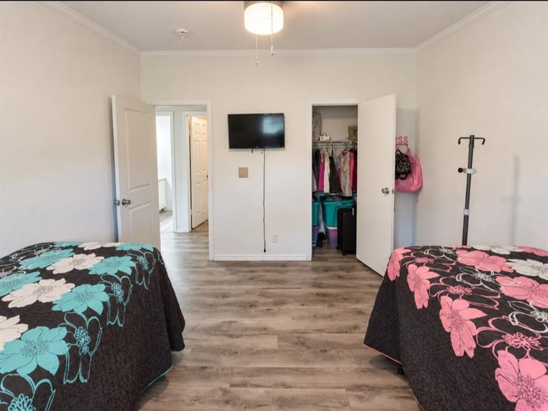 105 E Laura Avenue, Quinlan TX 75474 - Photo 22