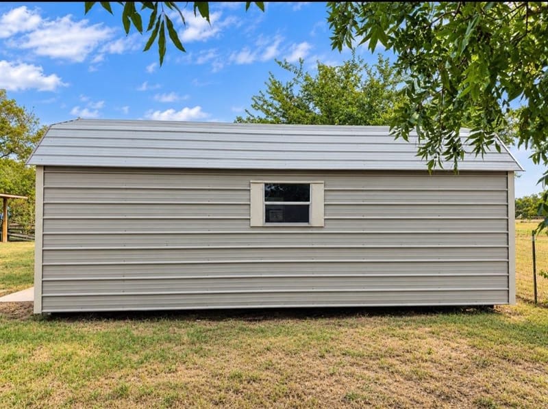 105 E Laura Avenue, Quinlan TX 75474 - Photo 7