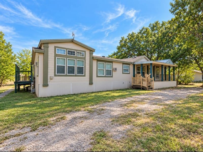 105 E Laura Avenue, Quinlan TX 75474 - Photo 14