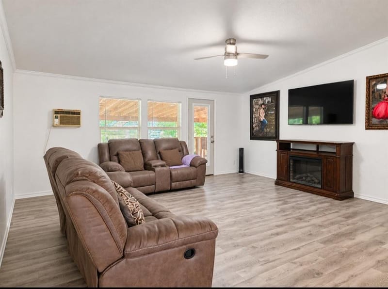 105 E Laura Avenue, Quinlan TX 75474 - Photo 15