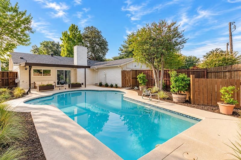8501 Van Pelt Drive, Dallas TX 75228 - Photo 2