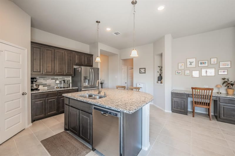 1821 Abelia Lane, Weatherford TX 76086 - Photo 9