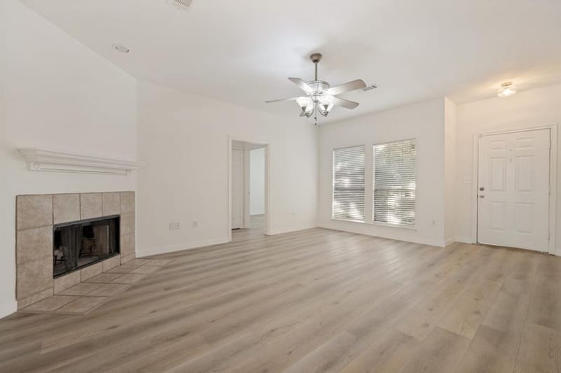 2104 Leslie Street, Denton TX 76205 - Photo 3