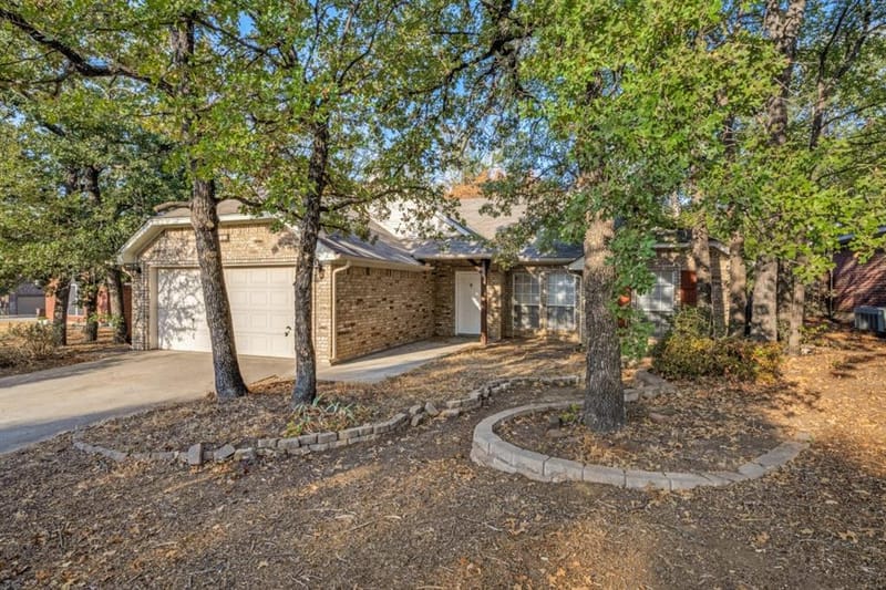 2104 Leslie Street, Denton TX 76205