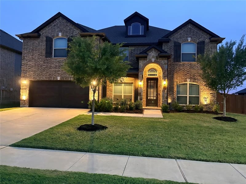1606 Nighthawk Lane, Mansfield TX 76063