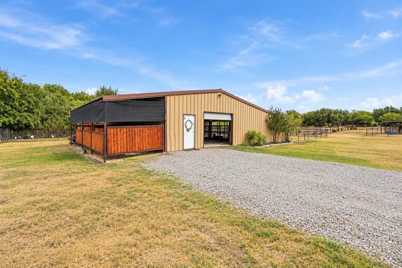 13827 Baker Road, Weatherford TX 76087 - Photo 23