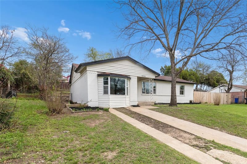 4040 Wind River Drive, Dallas TX 75216 - Photo 2