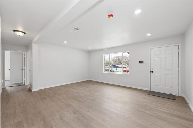 4040 Wind River Drive, Dallas TX 75216 - Photo 3