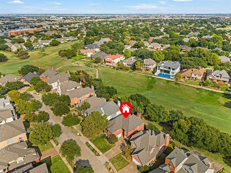 7626 Lakecrest Circle, Irving TX 75063 - Photo 32