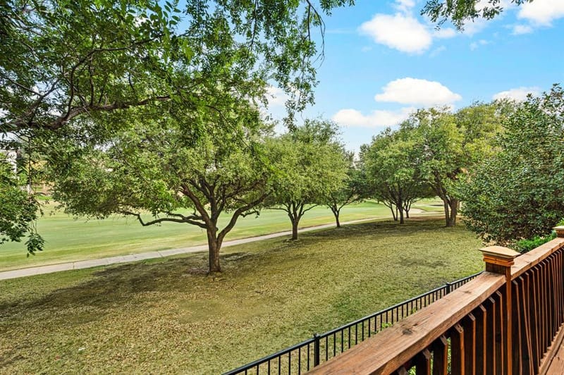7626 Lakecrest Circle, Irving TX 75063 - Photo 28