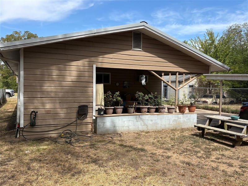 416 Ross Street E, Sulphur Springs TX 75482 - Photo 7