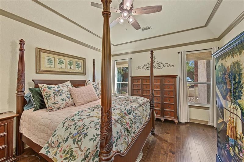 3909 Stoneshire Court, Fort Worth TX 76179 - Photo 12