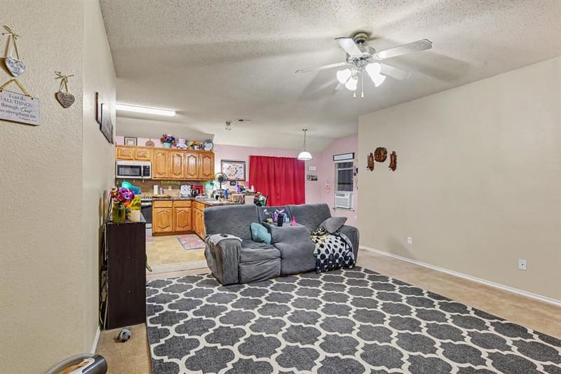 701 Silverleaf Court, Royse City TX 75189 - Photo 2