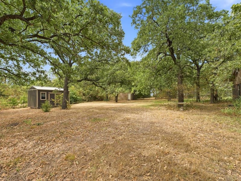 477 County Road 1550, Chico TX 76431 - Photo 23
