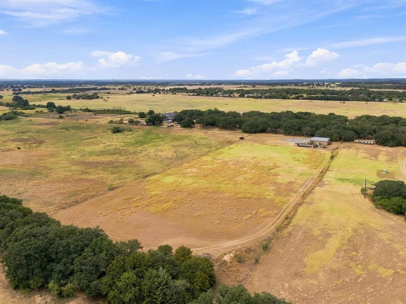 477 County Road 1550, Chico TX 76431 - Photo 32