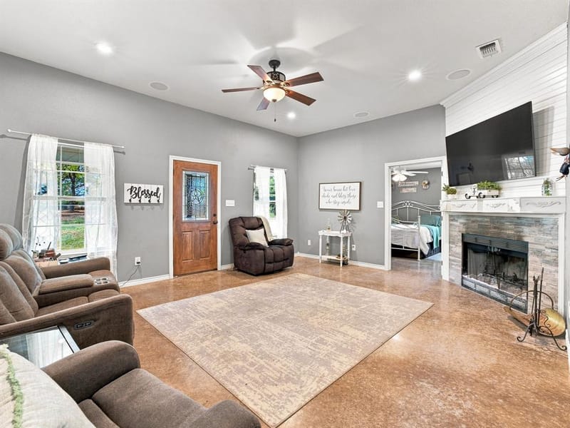 477 County Road 1550, Chico TX 76431 - Photo 4