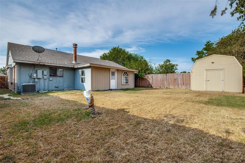 2307 Busch Drive, Arlington TX 76014 - Photo 23