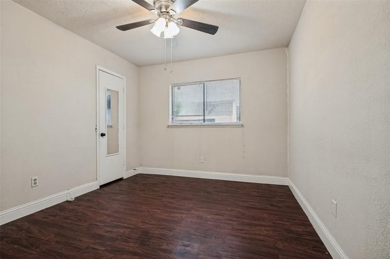 2307 Busch Drive, Arlington TX 76014 - Photo 14