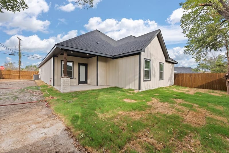 813 Tierney Road, Fort Worth TX 76112 - Photo 24