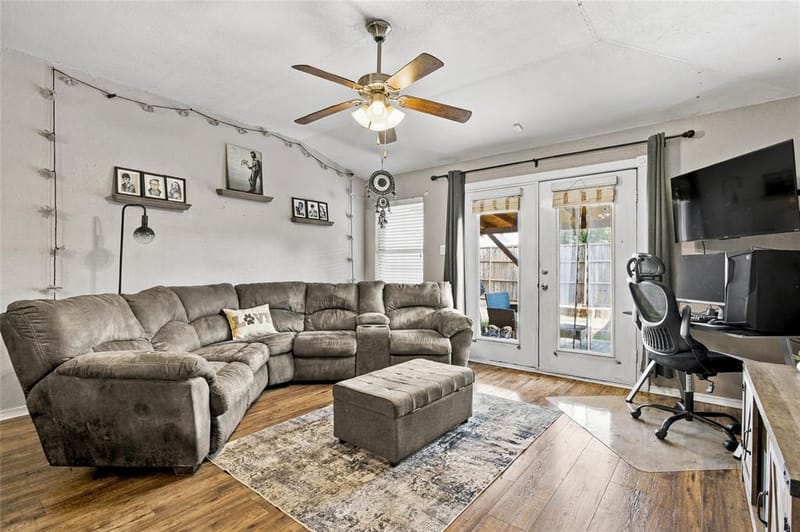 1709 White Mountain Way, Princeton TX 75407 - Photo 9