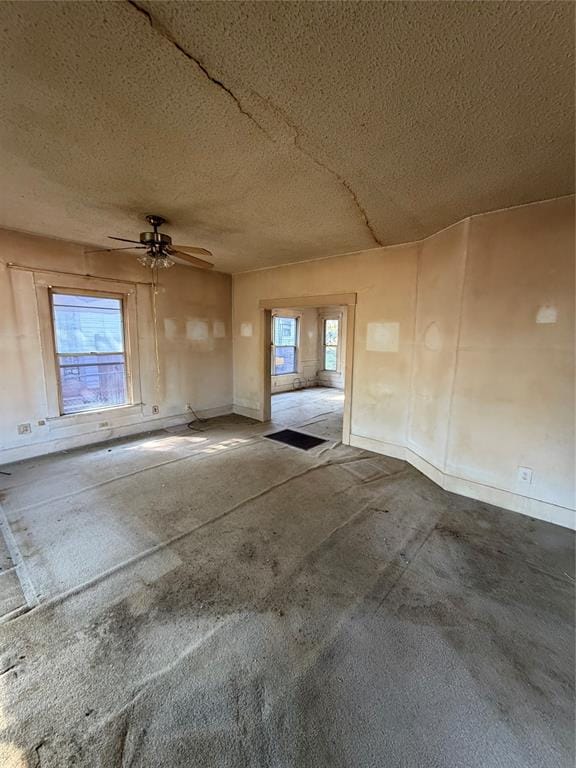 619 W Owing Street, Denison TX 75020 - Photo 11