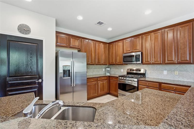 960 Pasatiempo Drive, Frisco TX 75036 - Photo 9