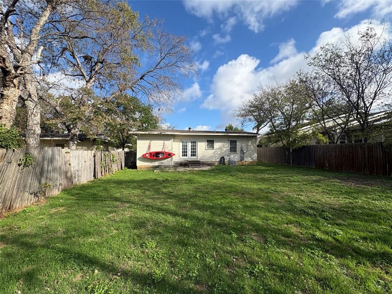 7463 Mohawk Avenue, Fort Worth TX 76116 - Photo 12