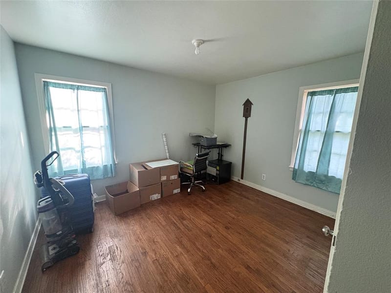 7463 Mohawk Avenue, Fort Worth TX 76116 - Photo 10