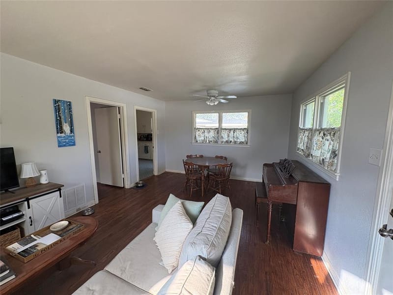 7463 Mohawk Avenue, Fort Worth TX 76116 - Photo 4