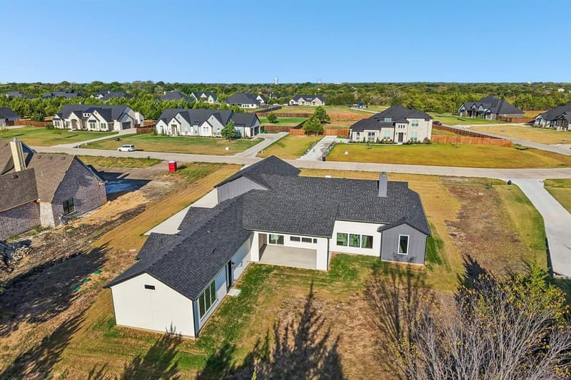 3080 Glen Oaks Drive, Waxahachie TX 75165 - Photo 2