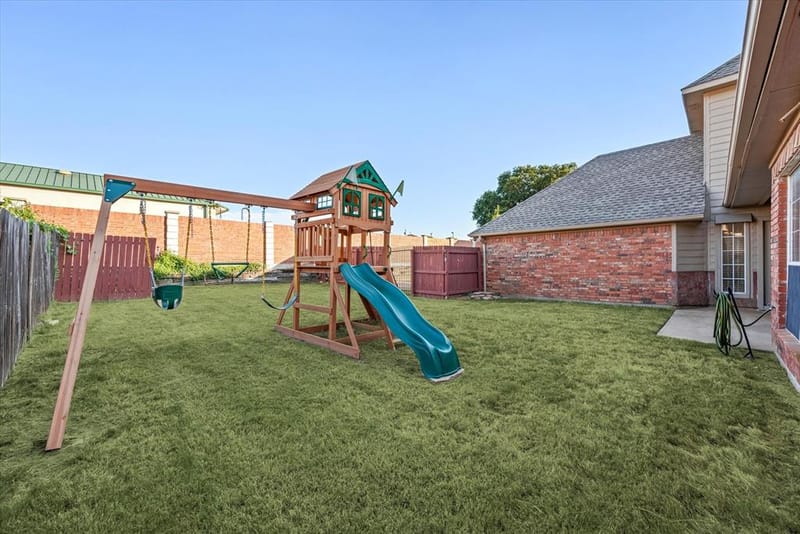 405 Brazil Drive, Hurst TX 76054 - Photo 32