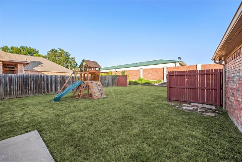 405 Brazil Drive, Hurst TX 76054 - Photo 31