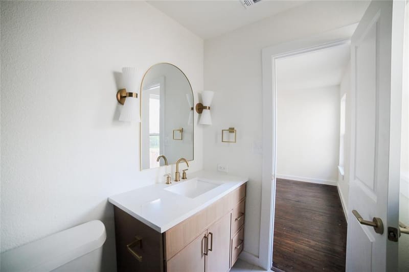 816 Kirkwood Drive, Dallas TX 75218 - Photo 22