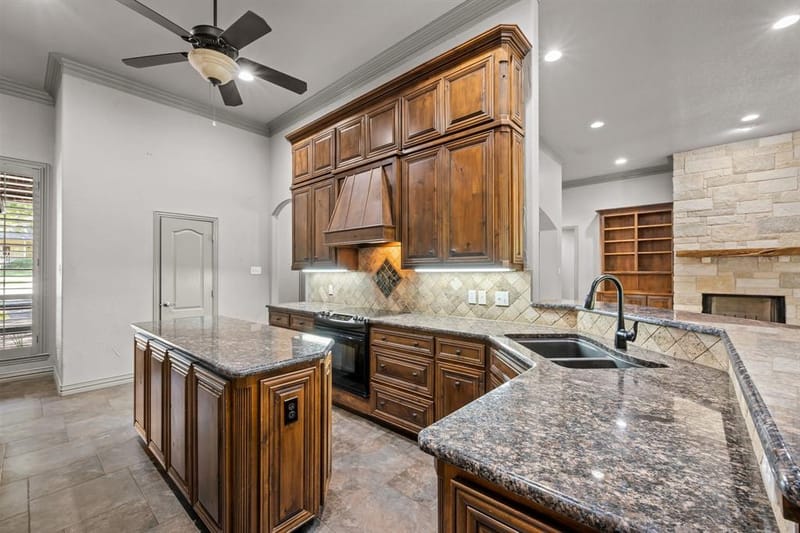 6318 Sonora Drive, Granbury TX 76049 - Photo 13
