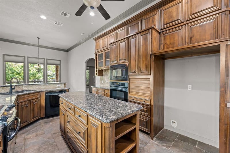 6318 Sonora Drive, Granbury TX 76049 - Photo 14