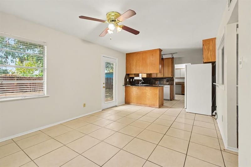 1418 Tatum Drive, Arlington TX 76012 - Photo 9