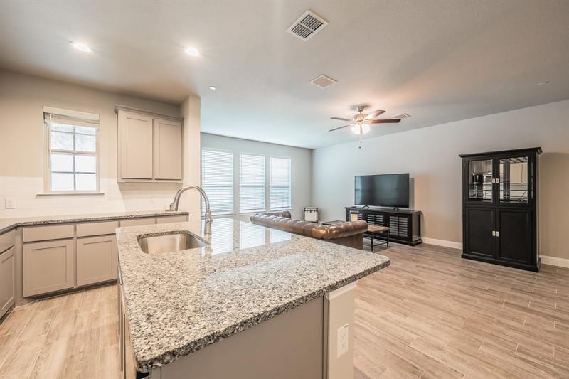 5984 Bursey Road, Watauga TX 76148 - Photo 7
