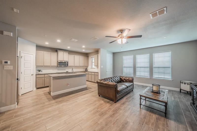 5984 Bursey Road, Watauga TX 76148 - Photo 5