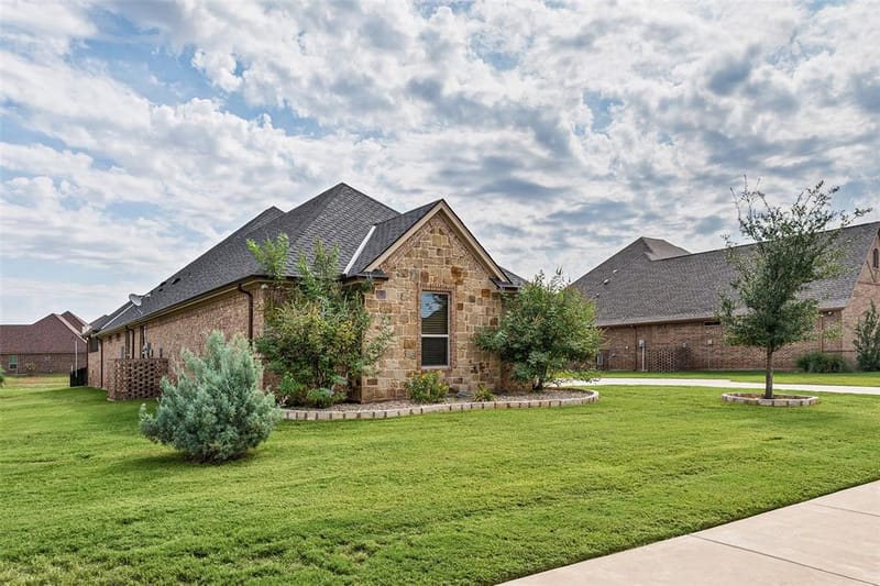 6341 Weatherby Road, Granbury TX 76049 - Photo 3