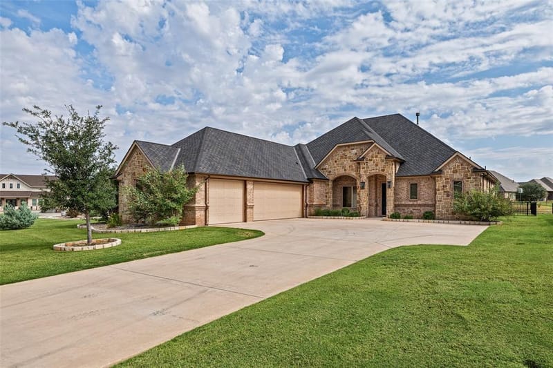 6341 Weatherby Road, Granbury TX 76049