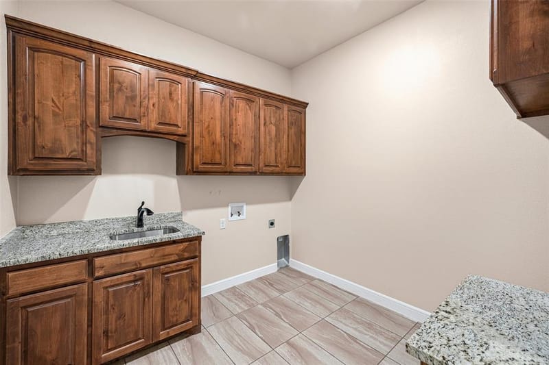 6341 Weatherby Road, Granbury TX 76049 - Photo 18
