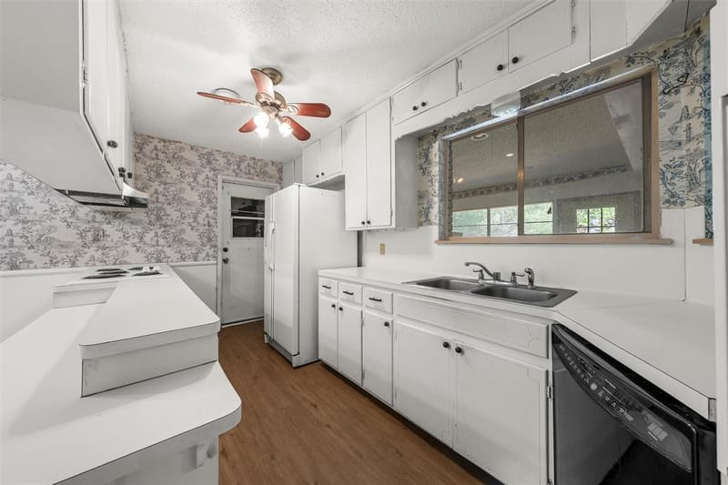 4419 Shady Glen Drive, Waco TX 76708 - Photo 4