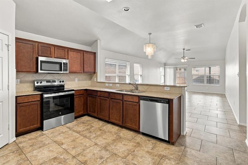 12516 Patnoe Drive, Fort Worth TX 76028 - Photo 7